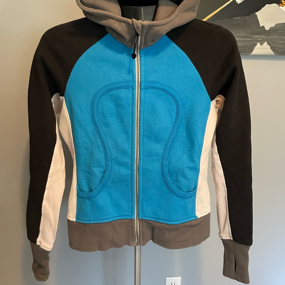 Lululemon Athletica Cream/Black/Grey/Blue Fleece Jacket